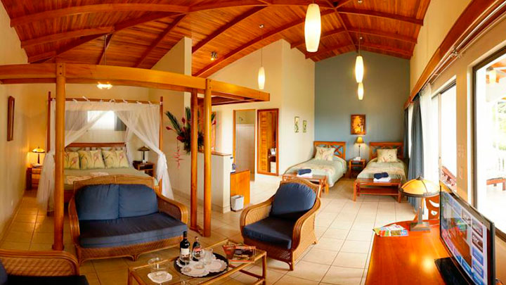 Hoteles-Pacifico-Sur-Cristal_Ballena-3-720x405