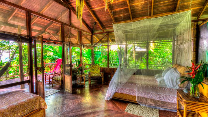 Hoteles-Pacifico-Sur-Iguana-Lodge-3-720x405