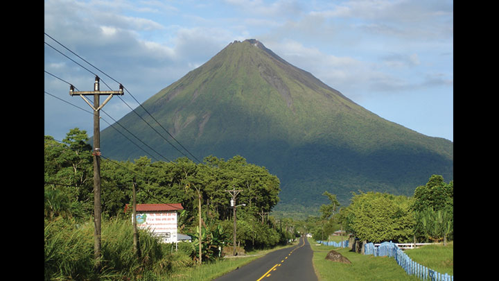 Tour-1-dia-Arenal_Tabacon-2-720x405