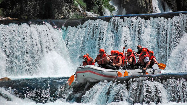 Tour-1-dia-Rafting-2-720x405